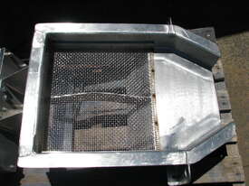 Vibrating Vibratory Sieve Screen Tray Feeder - Lockers LDDF - picture2' - Click to enlarge