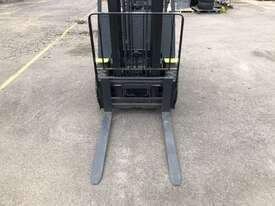 Compact Clearview Mast 2.0t LPG CLARK Forklift - Hire - picture1' - Click to enlarge