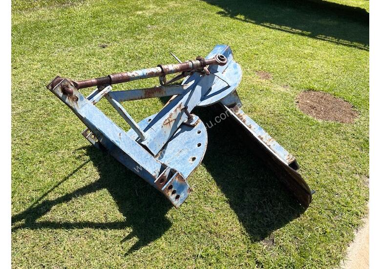 Used custom made Grader Blade 3PL 5ft adjustable Tractor Grader Blades ...