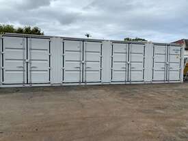 40 FT Shipping Container - picture0' - Click to enlarge