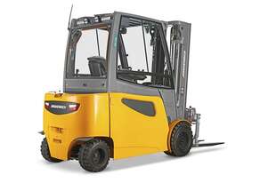 JUNGHEINRICH EFG S30 Four-Wheel Electric Forklift JUNGHEINRICH EFG S30 Four-Wheel Electric Forklift
