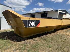 Caterpillar 730/C/C2, 740/B and 745 Bodies  - picture0' - Click to enlarge