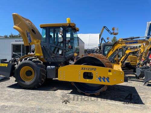 Roller 12T Compactor: XS123PD - In Stock!