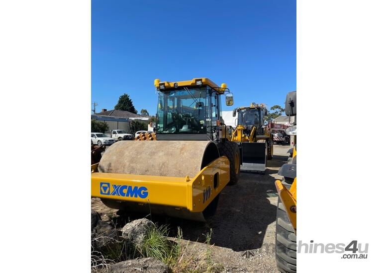 Roller 12T Compactor: XS123PD - In Stock!