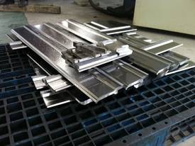 Press Brake Fold & Crush Tooling - Perfect!!! - picture2' - Click to enlarge