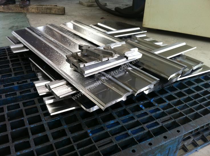 New 2022 Steelmaster Fold And Crush Press Brake Tooling In , - Listed 