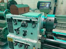 HAFCO Centre lathe - picture2' - Click to enlarge