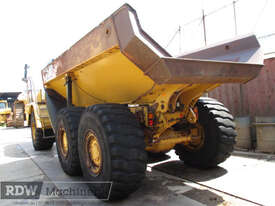 Caterpillar 725C Articulated Dump Truck - picture1' - Click to enlarge