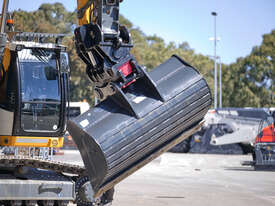 12 - 24 Ton Excavator Ram Tilt Hitches - picture0' - Click to enlarge