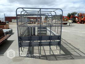 TRUCK LIVESTOCK CAGE - picture1' - Click to enlarge