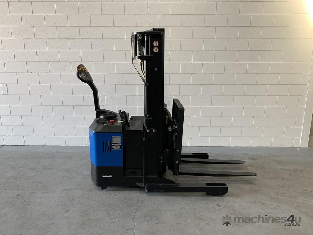 New Xtreme Forklift Xtreme 1 5t Pallet Stacker Reach Stacker in POORAKA, SA