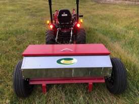 FARMTECH ILS-200S LIME SPREADER (300L S) - picture0' - Click to enlarge