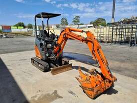 Hitachi ZX17U-2 - picture0' - Click to enlarge