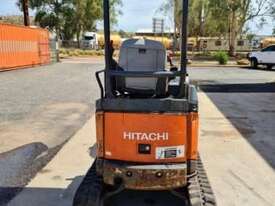 Hitachi ZX17U-2 - picture2' - Click to enlarge