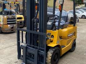 Cat Forklift 1.8 ton - picture0' - Click to enlarge