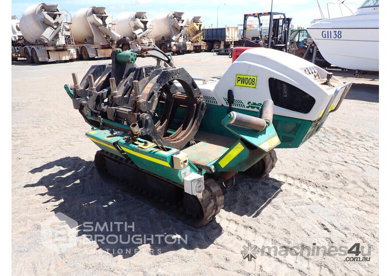 Used 2001 MCELROY T500 TRACK MOUNTED PIPE FUSION MACHINE Pipelayer