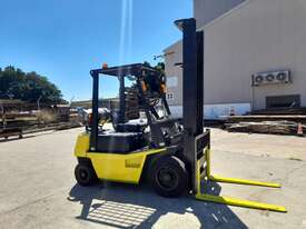 Toyota Forklift for Sale - picture1' - Click to enlarge