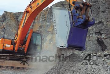 Xcentric Crusher Bucket To Suit 28 - 38T Excavators - Better, Faster, Stronger!