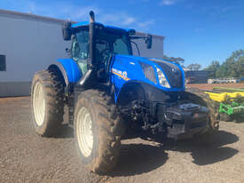 New Holland T7.315 FWA/4WD Tractor - picture0' - Click to enlarge