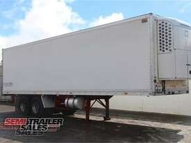 Lucar Semi 30FT Refrigerated Pantech - picture0' - Click to enlarge