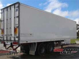 Lucar Semi 30FT Refrigerated Pantech - picture1' - Click to enlarge