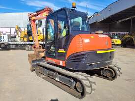 2017 KUBOTA KX080 8T EXCAVATOR WITH HITCH, BUCKETS AND LOW 2070 HOURS - picture2' - Click to enlarge