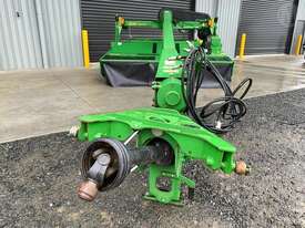 John Deere 830 MoCo - picture0' - Click to enlarge