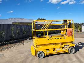 Haulotte Scissor Lift Compact 8 - picture0' - Click to enlarge