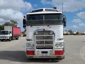 Kenworth K200 - picture0' - Click to enlarge