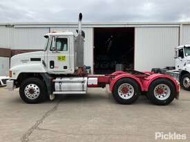 2001 Mack CH Fleetliner - picture1' - Click to enlarge