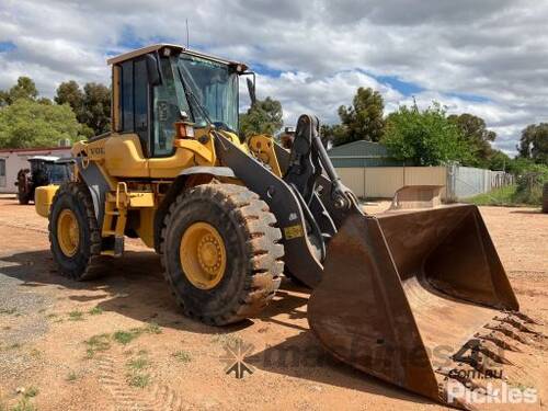 2009 Volvo L90F