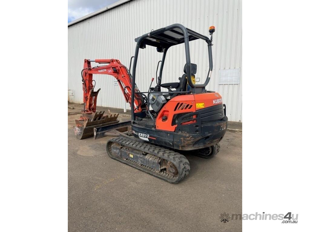 Used 2016 Kubota KX913HGLA Excavator in , Listed on Machines4u