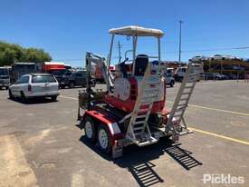 Takeuchi TB216 - picture2' - Click to enlarge