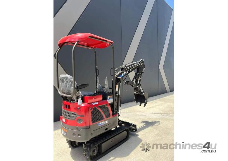 caption UHI 14HP Engine UME12 Mini Excavator Swing Boom, Expandable Track