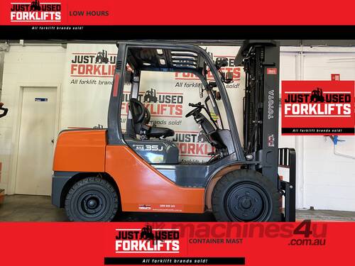 TOYOTA 72-8FDJ35 61767 DIESEL 3.5 TON 3500 KG CAPACITY FORKLIFT 4300MM 3 STAGE CONTAINER MAST.