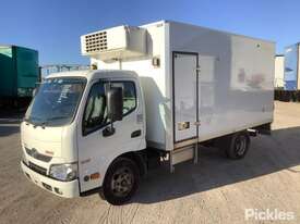 2017 Hino 300 616 - picture0' - Click to enlarge