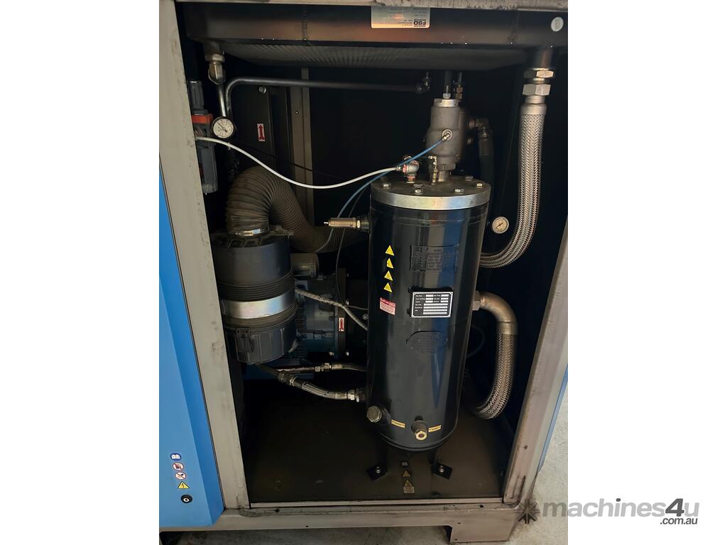 Used 2018 bROADBENT/ ANEST IWATA AIR COMPRESSOR SCREW COMPRESSOR Screw