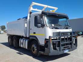 Volvo FM12 - picture0' - Click to enlarge