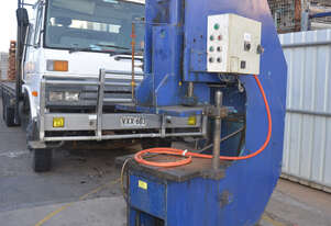 Hydraulic C Presses 150mm & 100mm bore rams with 11kW Power Packs