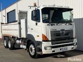 2007 Hino 700 Series - picture0' - Click to enlarge