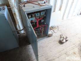 Detroit Diesel Generator Inside A 20 Ft Shipping Container. 350 Kva, Built 11/1983, Powered By A 6 C - picture2' - Click to enlarge