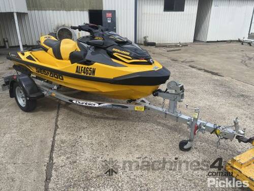 2022 Sea-Doo RXTX Jet Ski