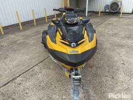 2022 Sea-Doo RXTX Jet Ski - picture0' - Click to enlarge