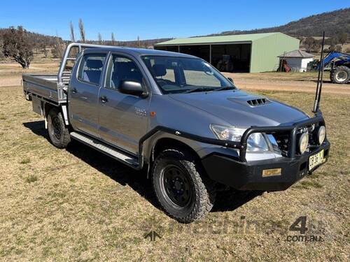 Toyota Hilux SR