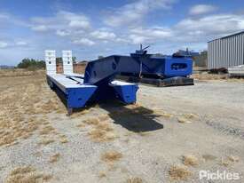 1996 Drake 4x8 Swing Wing 4 Row of 8 Swing Wing Low Loader Trailer - picture0' - Click to enlarge