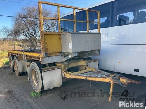 2006 Homemade Tri Axle Dog Trailer