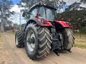 Massey Ferguson 8690 FWA/4WD Tractor - picture2' - Click to enlarge