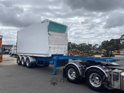 Fibreglass Transport Equipmen A Trailer