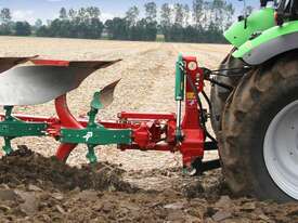 Kverneland 150 S Reversible Plough - picture2' - Click to enlarge