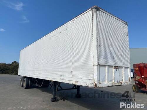 Fruehauf Tandem Axle Pantech Trailer